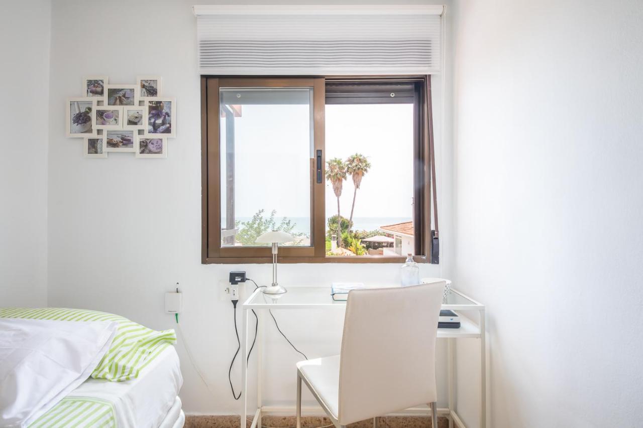 Isola Beachside Apartment Валенсия Екстериор снимка