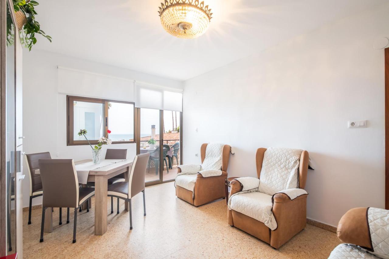 Isola Beachside Apartment Валенсия Екстериор снимка