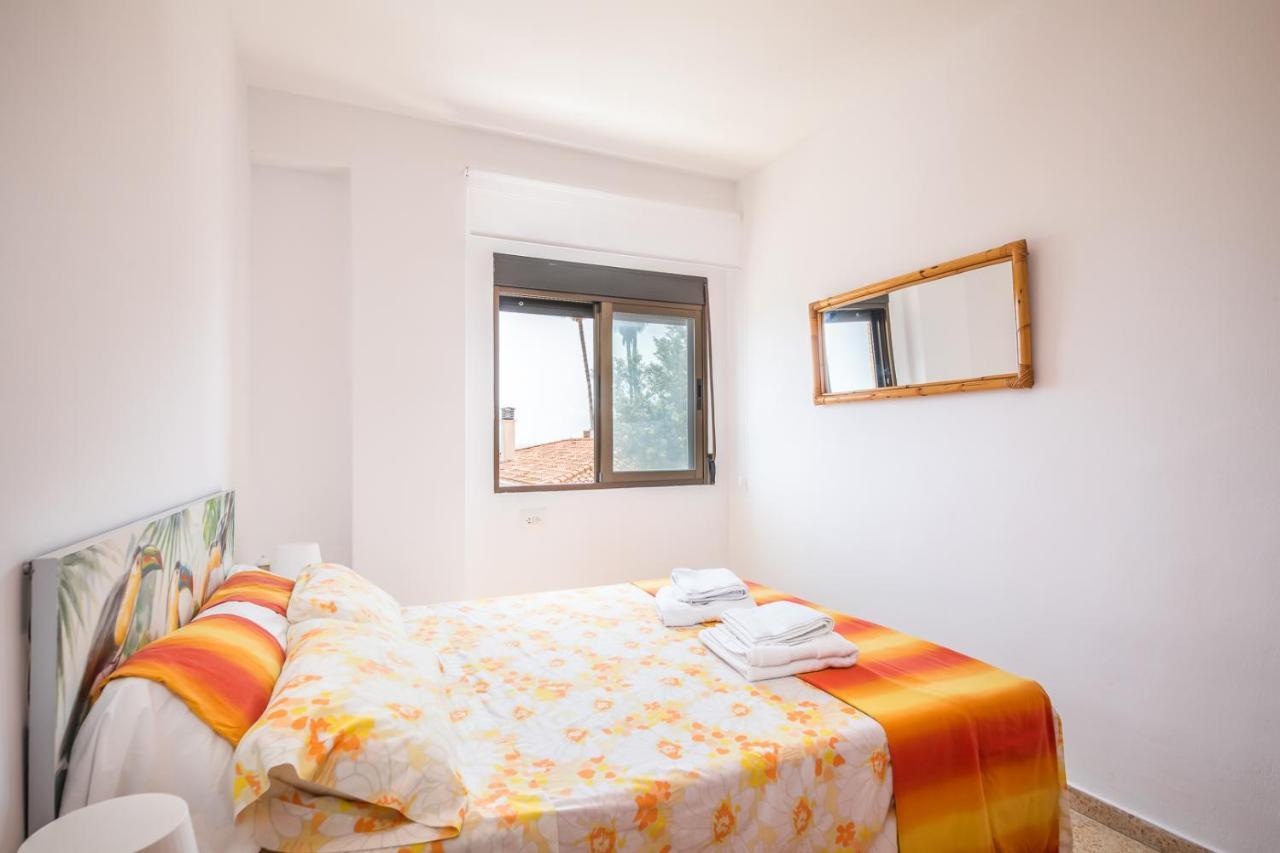 Isola Beachside Apartment Валенсия Екстериор снимка